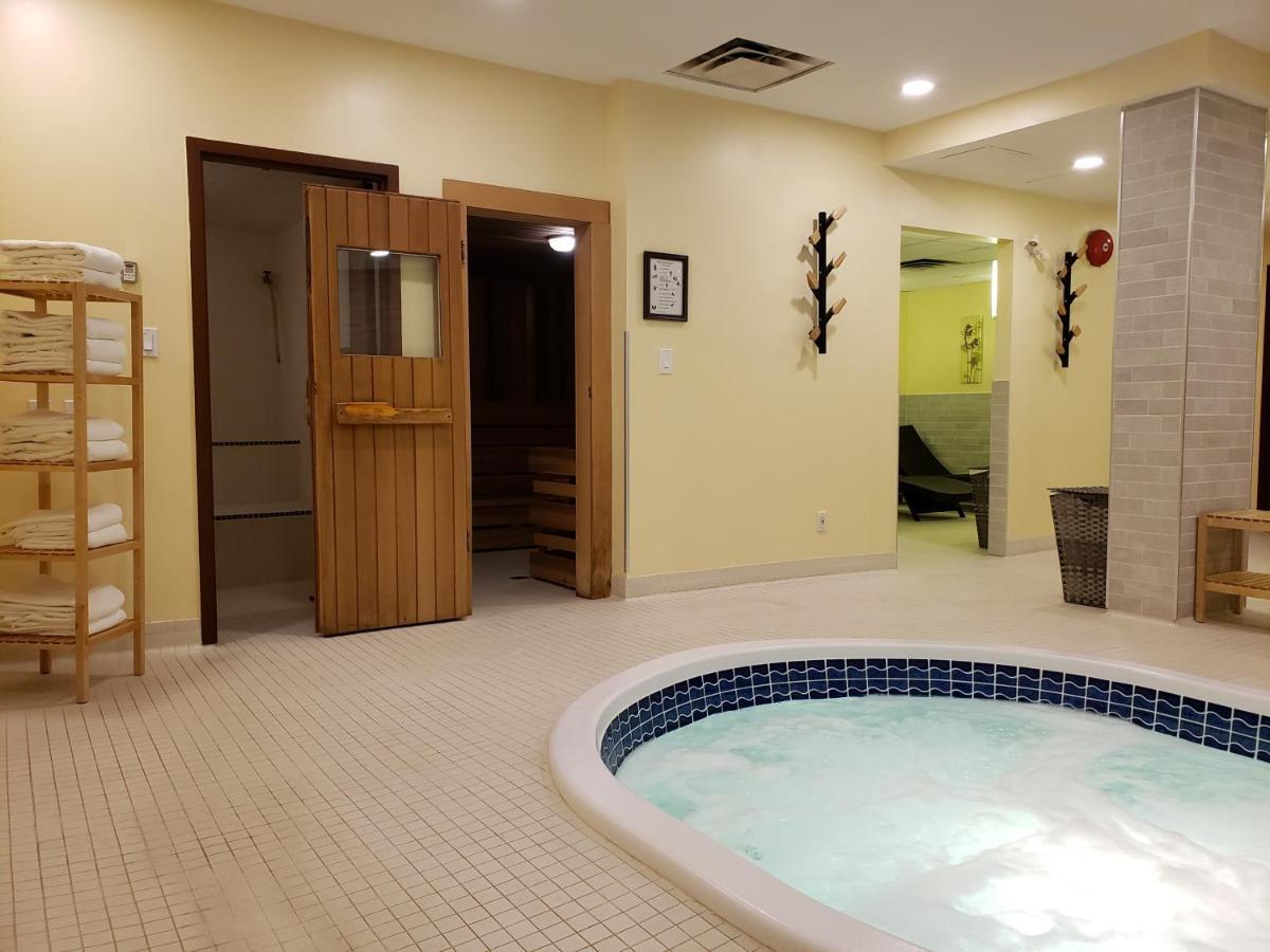 Sun Peaks Lodge Екстериор снимка
