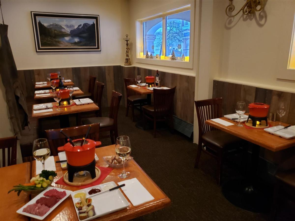Sun Peaks Lodge Екстериор снимка