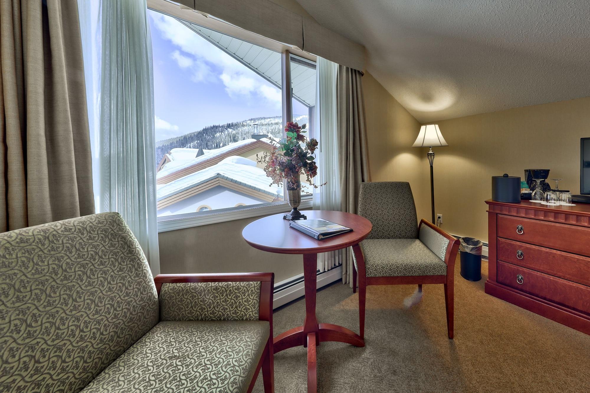 Sun Peaks Lodge Екстериор снимка