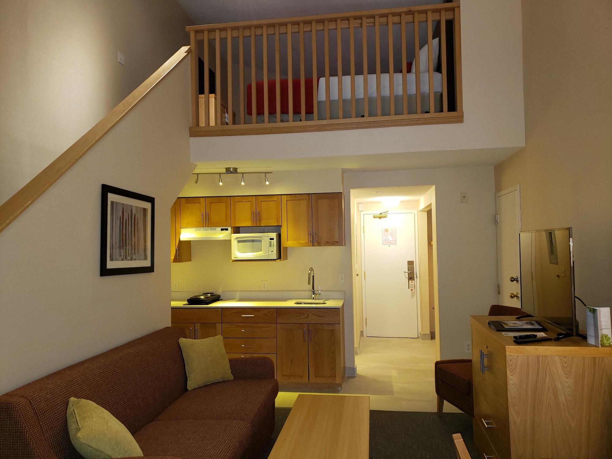 Sun Peaks Lodge Екстериор снимка
