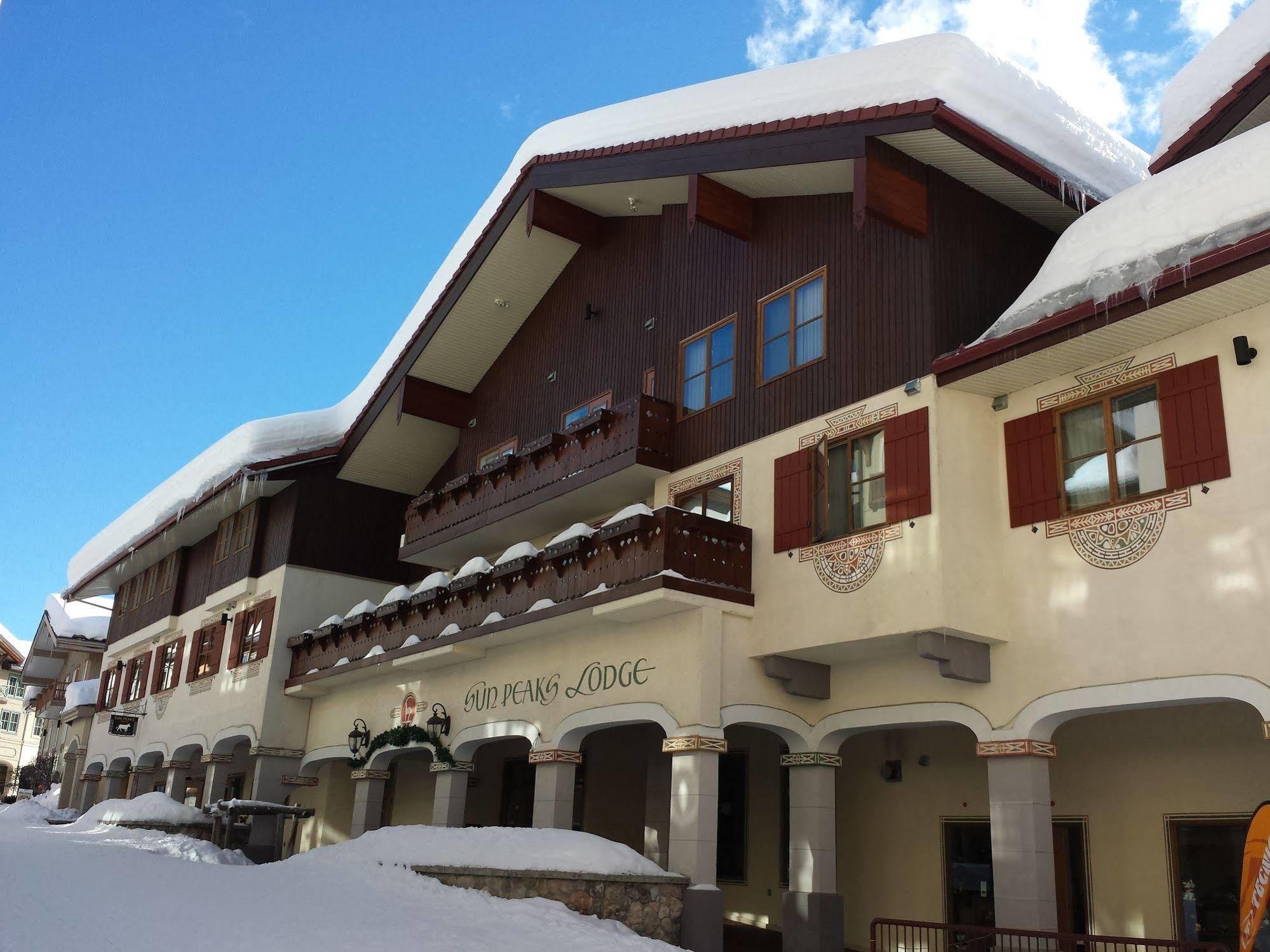 Sun Peaks Lodge Екстериор снимка